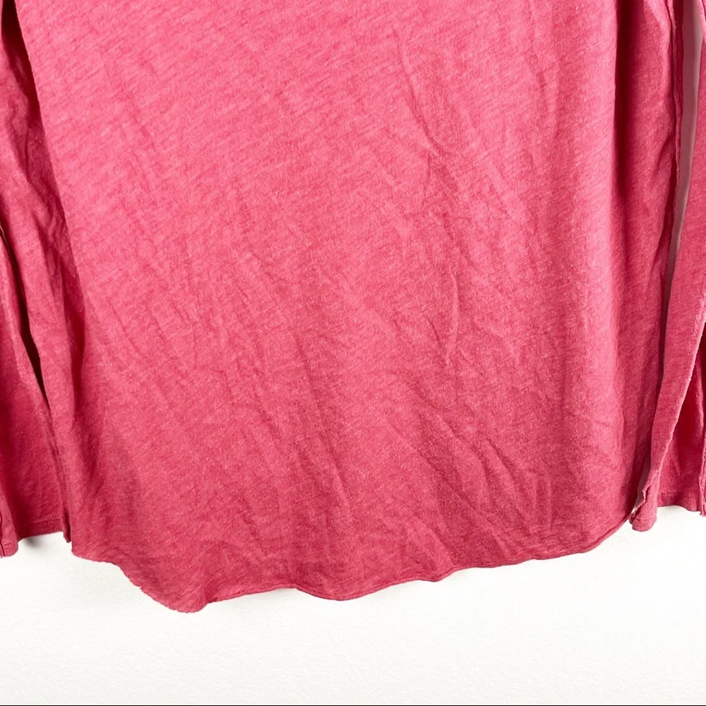 FREE PEOPLE WE THE FREE Scoop Neck Slouchy Distressed Snap Cuff Top, Size Small
